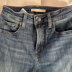 Levi’s women’s/junior