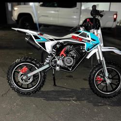 Brand New Kids And Teen Dirt Bike 