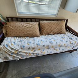 Futon with matress & sheet 