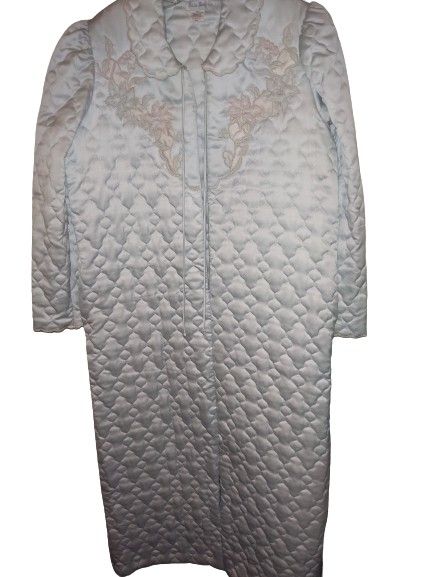 sara beth robe vintage 70s quilted polyester zippered
