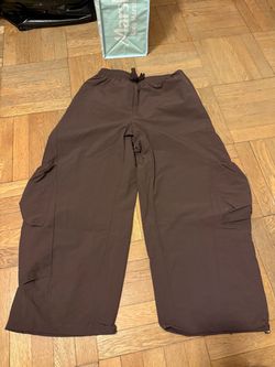 Brown pants size S