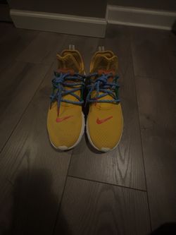 Nike React Presto University Gold