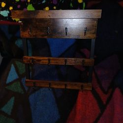 12 Hook Key Hanger/ Note Nook