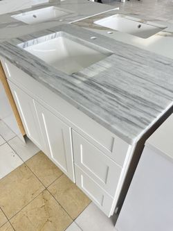 VANITY PACKAGE/ Cabinet Countertop And Free Sink SALE