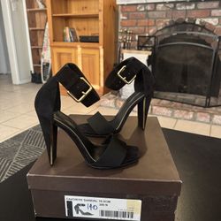 Women Louis Vuitton Heels Size 7.5