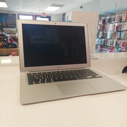 Macbook Air A1466 (2017)Is A Maco OS Laptop With A 13.30 Inch Display  On Cash Deal $149