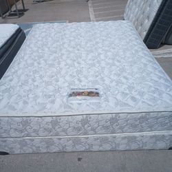 Queen Mattress And Box Spring 