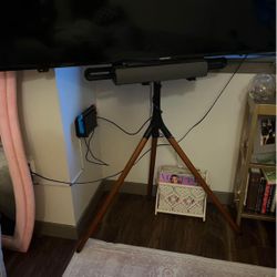 Tripod Tv Stand With Speaker Holder