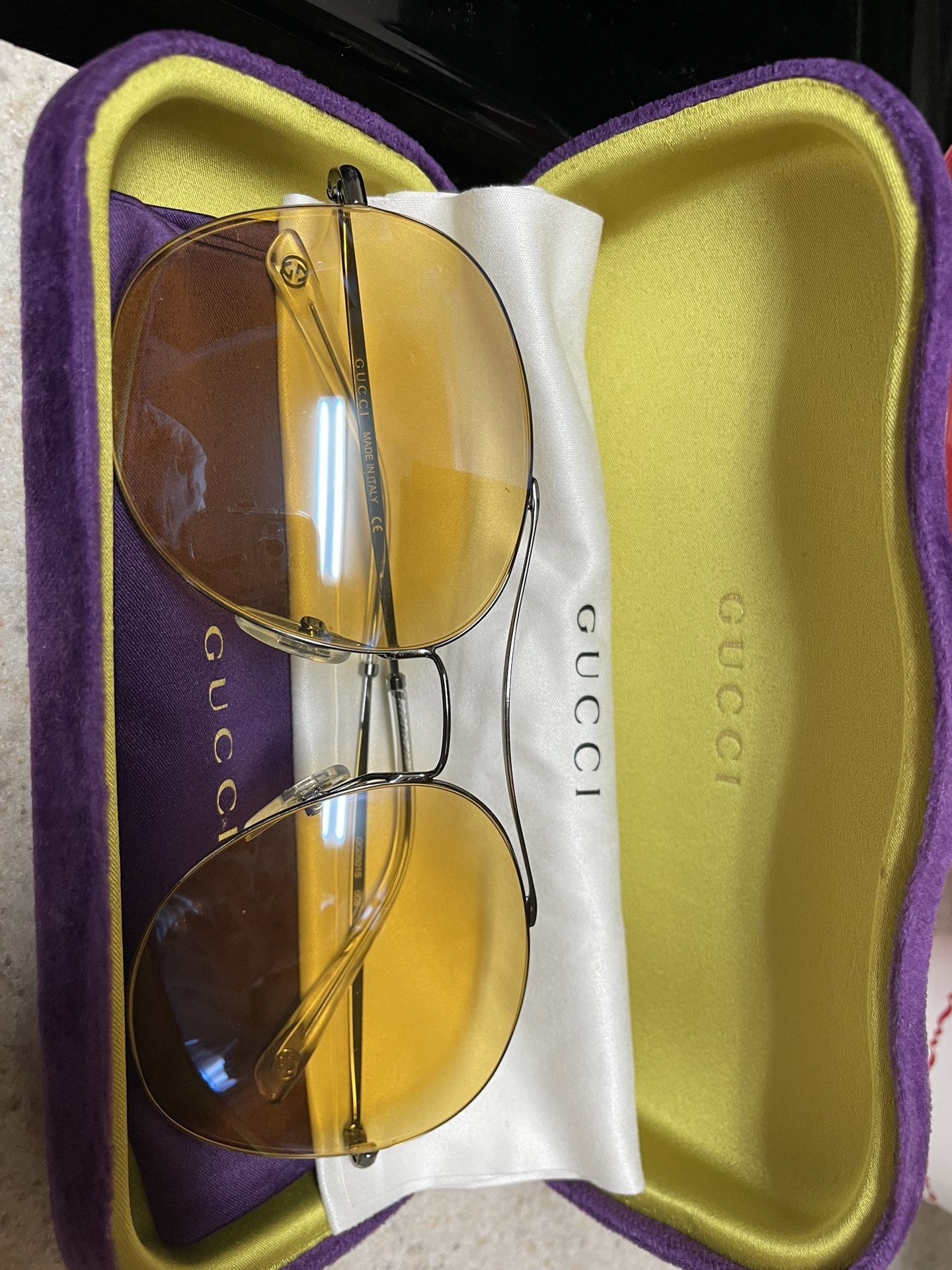 Women’s Gucci Aviator Glasses