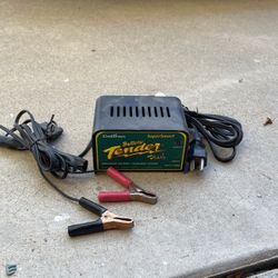 Battery Tender Plus