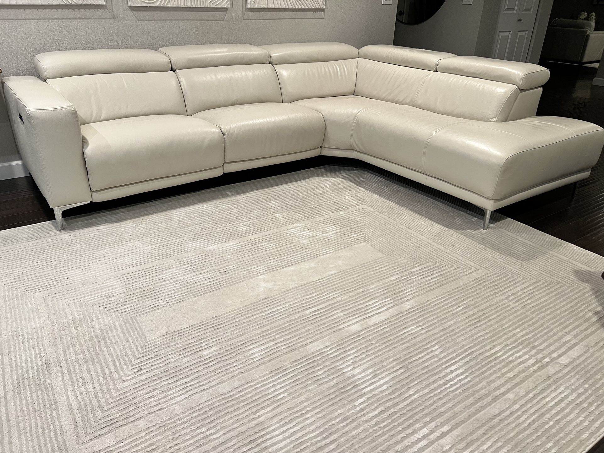 Leather Grain Off White Sectional