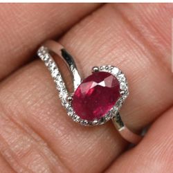 Red Ruby Gemstone .925 Sterling Silver Ring Size 6