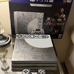 PS4 Pro God Of War Edition 