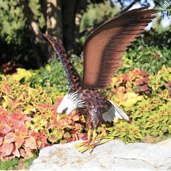 Brand New Bald Eagle Large Outdoor Statues Metal Yard Art, Majestic America Eagle Bird Décor for Patio Yard and Lawn, 40.6-Inch Wide