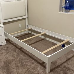 NEW Twin bed Frame