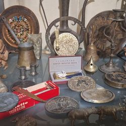 Antique Lovers Lot