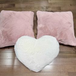 Decorative pillows
