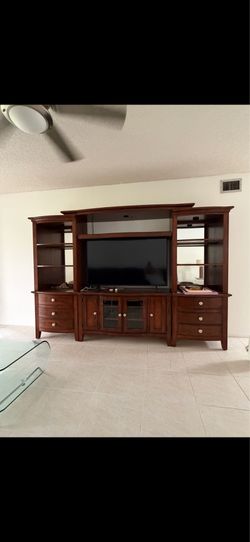 Wall unit solid wood