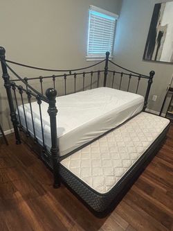 Day bed
