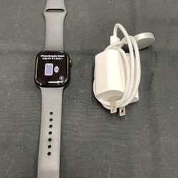 Apple Watch Series 10 42mm GPS w/Charger