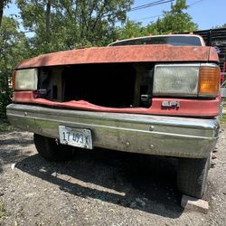 88-91 Bumper Ford