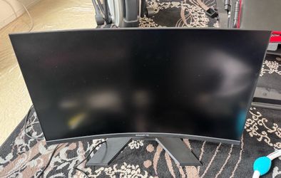 31’ Curved Gaming Monitor
