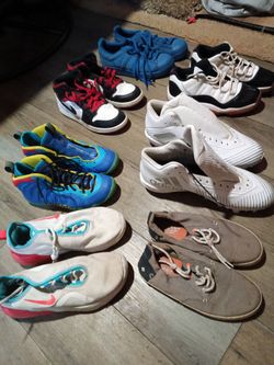 Clearing out a huge collection of authentic women's shoes. None of these are beat up or messed up at all—everything is either brand new or in excellen