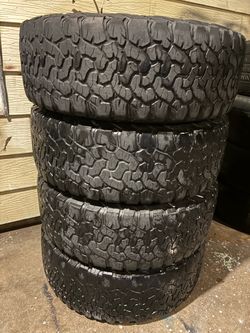 Bf Goodrich all terrain T/A 275/70R20.