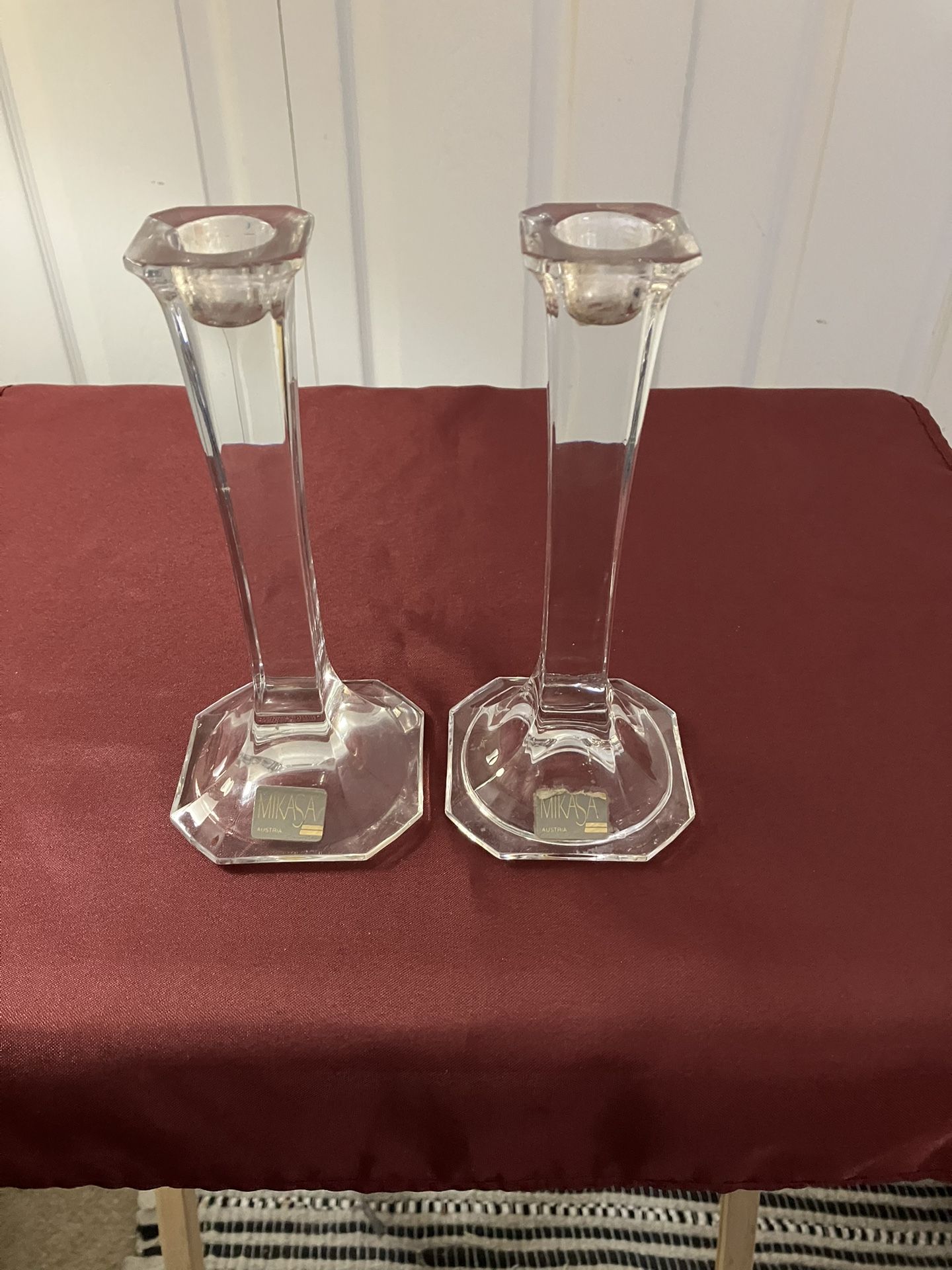*** For sale 2 Crystal/ Clear Candlestick Holders ***