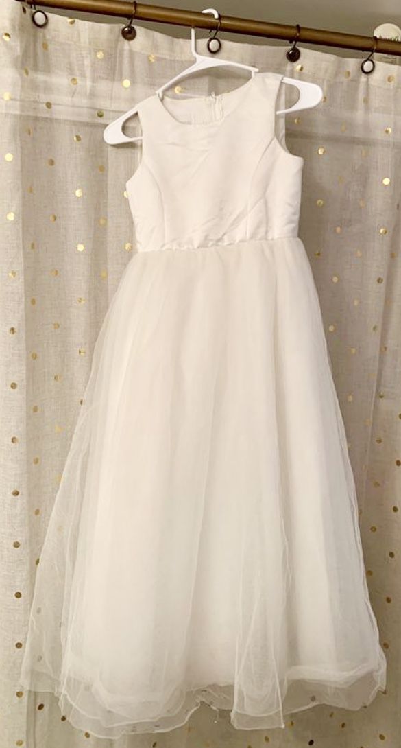 Ivory Flower Girl Dress Tulle & Satin David’s Bridal Size 10