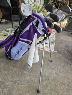 Kids golf club set - right handed