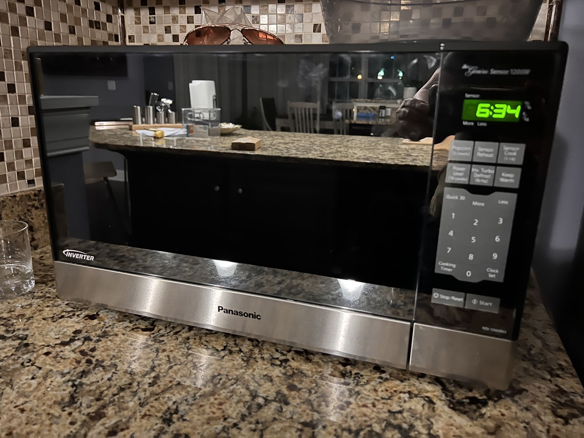 Panasonic Microwave Oven NN-SN686S Stainless Steel Countertop/Built-In with Inverter Technology and Genius Sensor, 1.2 Cubic Foot, 1200W