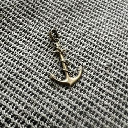 Gold Anchor Pendant 