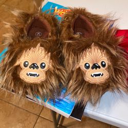 Child slippers Size 7/8