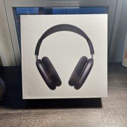 Airpod Maxes Space Grey SEALED