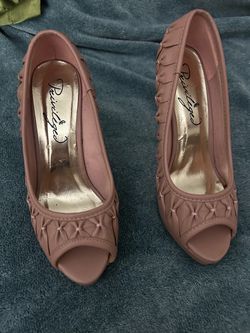 Privilege Peep-Toe Heels in Dusty Pink