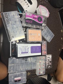 nails supplies