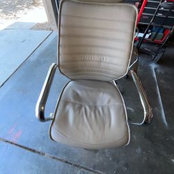 Desk Chairs