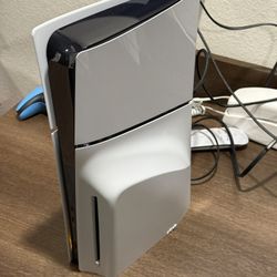 PlayStation 5 slim W/bluray