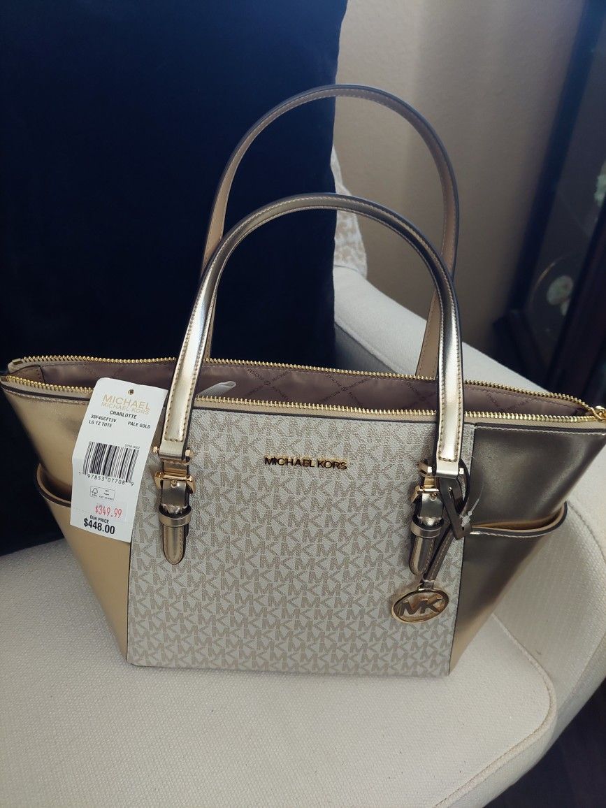 New Michael Kors Purse