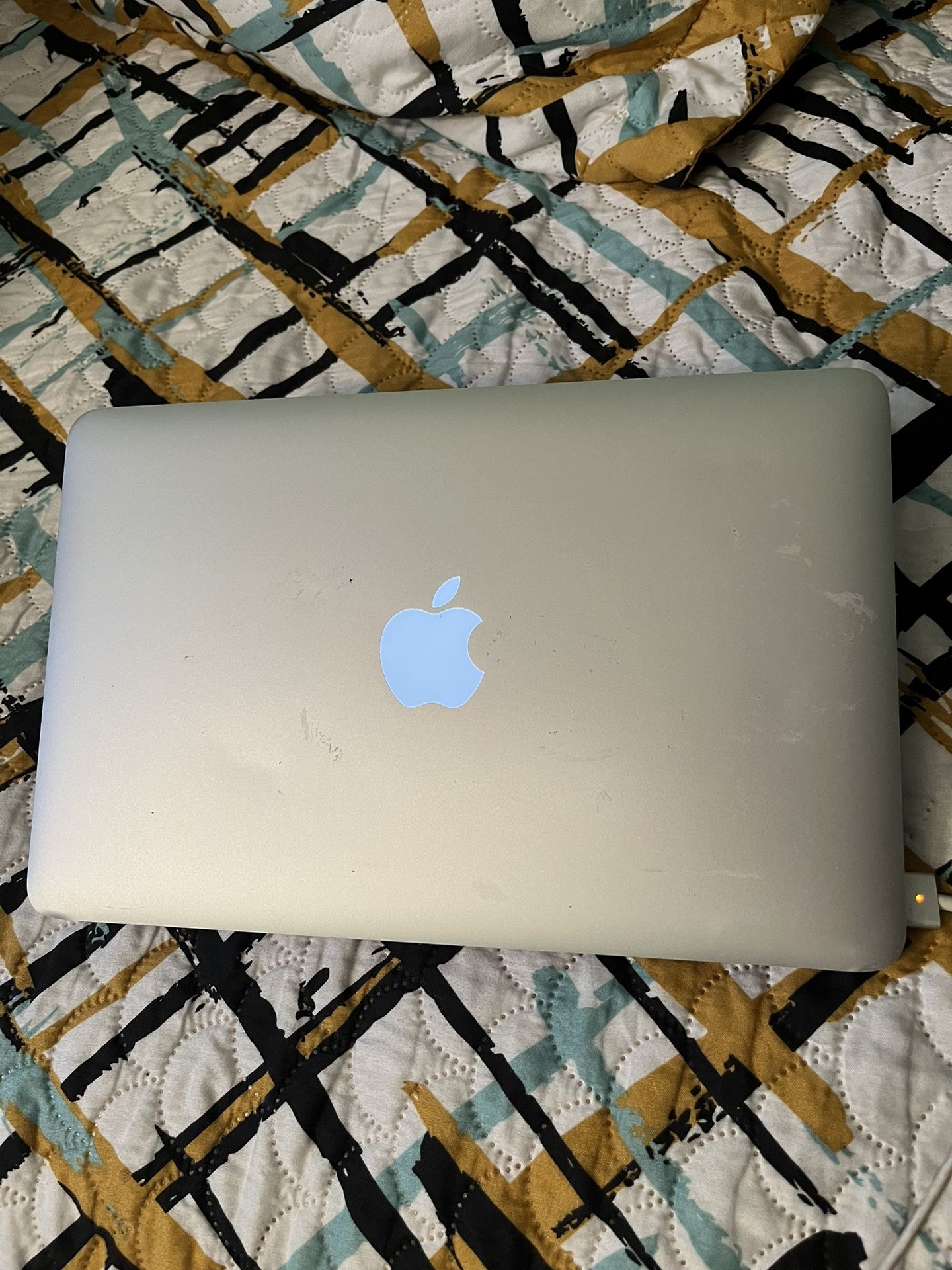 2011 11 inch MacBook