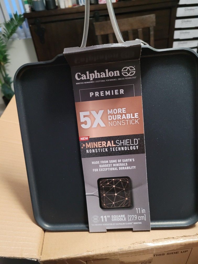 Calphalon 11 Inch Comal Square Griddle
