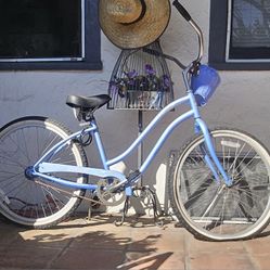 PHAT Ladies 26"  BIKE Bicycle Purple/Periwinkle w/basket
