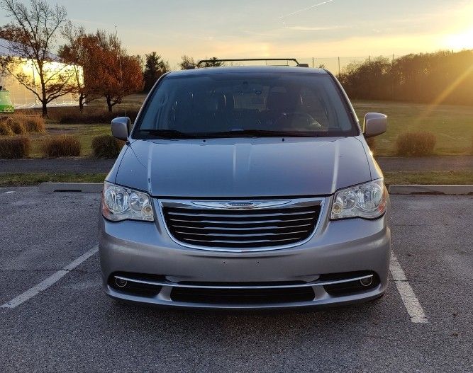 2015 Chrysler Town & Country
