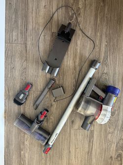 Dyson v7 Allergy Vacuum - READ DESCRIPTION