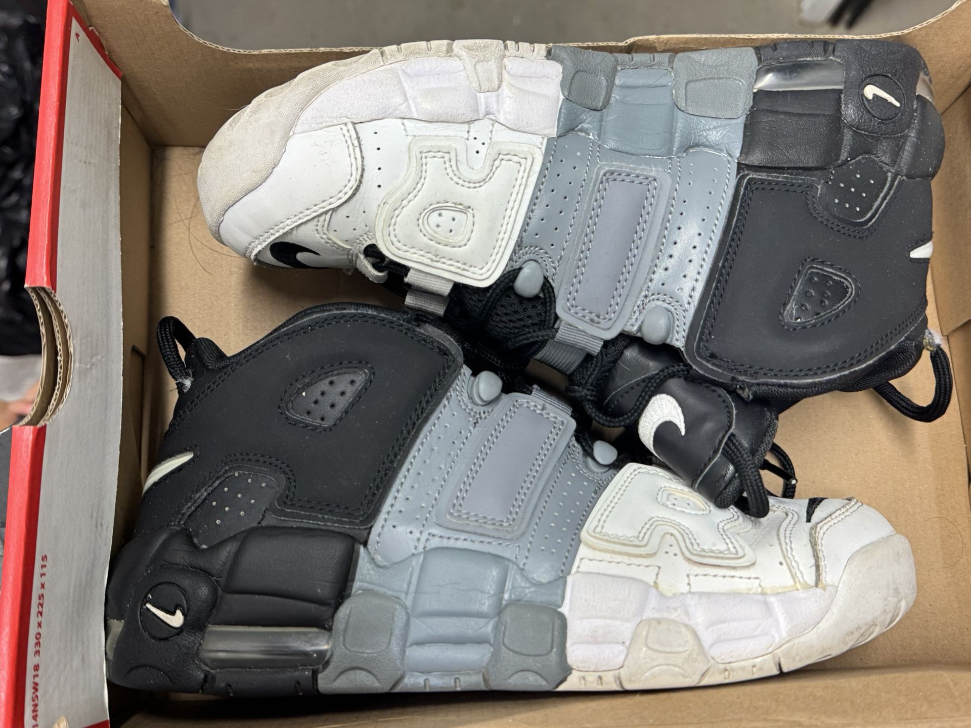 Nike Uptempo