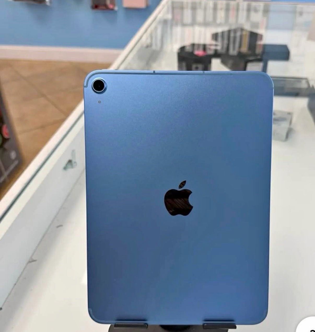 Apple iPad. A16 new