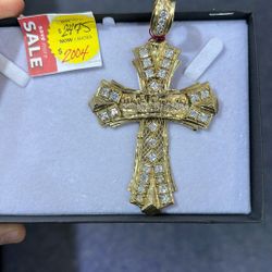 10kt Cross Pendant 