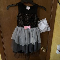 Cute Witch’s Costume 