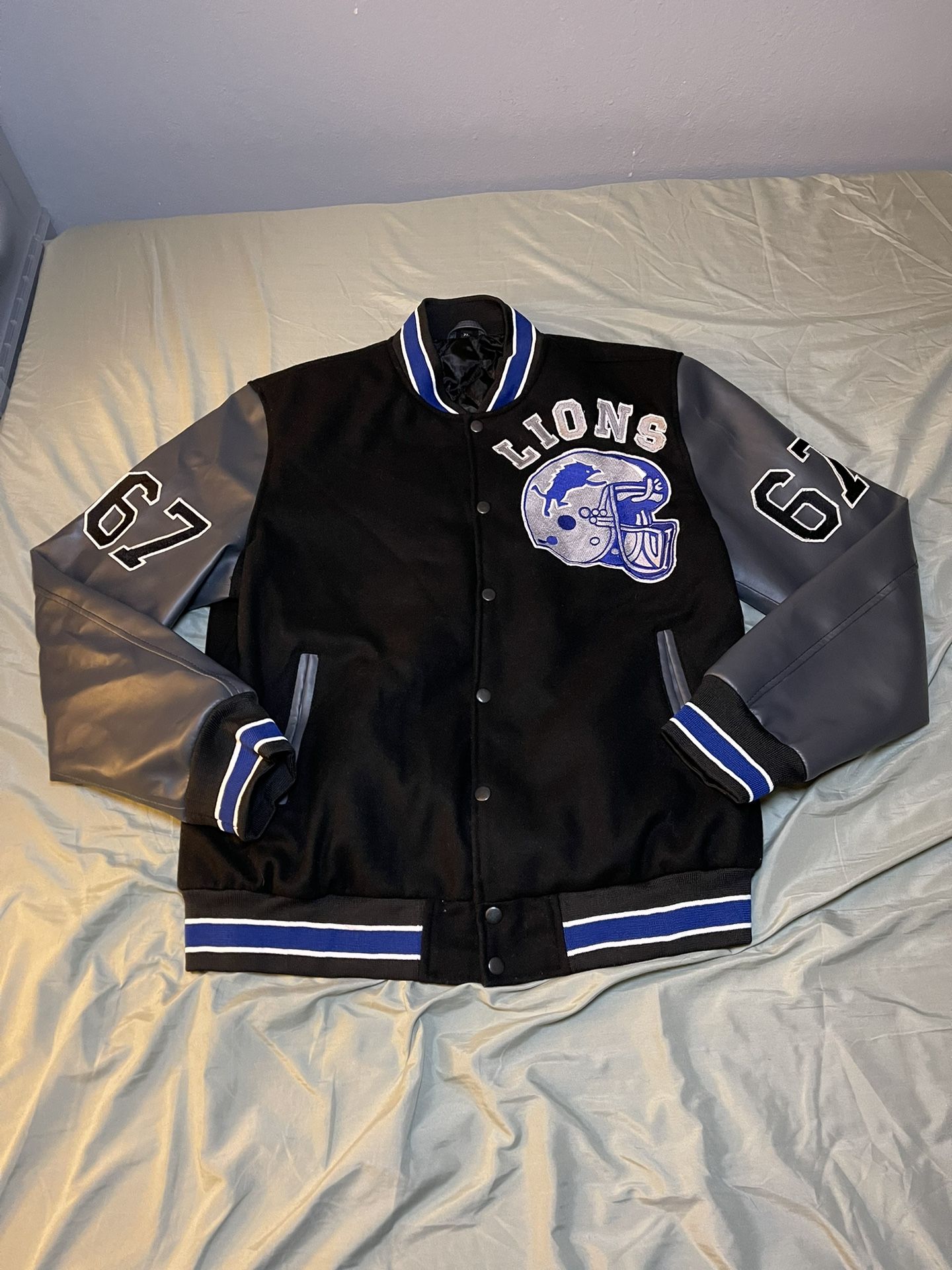 Brand new Detroit Lions leatherman jacket dark blue